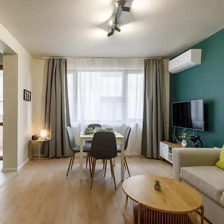 Appartement Namaste - Spacious Design Near Aubg, 2 Terraces & Mountain View, Self Check-in *