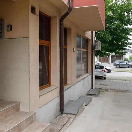 Namaste - Spacious Design Near Aubg, 2 Terraces & Mountain View, Self Check-in *